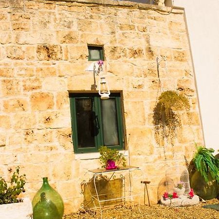 Borgo Degli Artisti Villa Ostuni Bagian luar foto