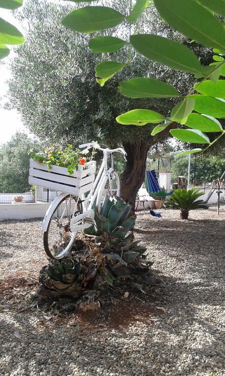 Borgo Degli Artisti Villa Ostuni Bagian luar foto